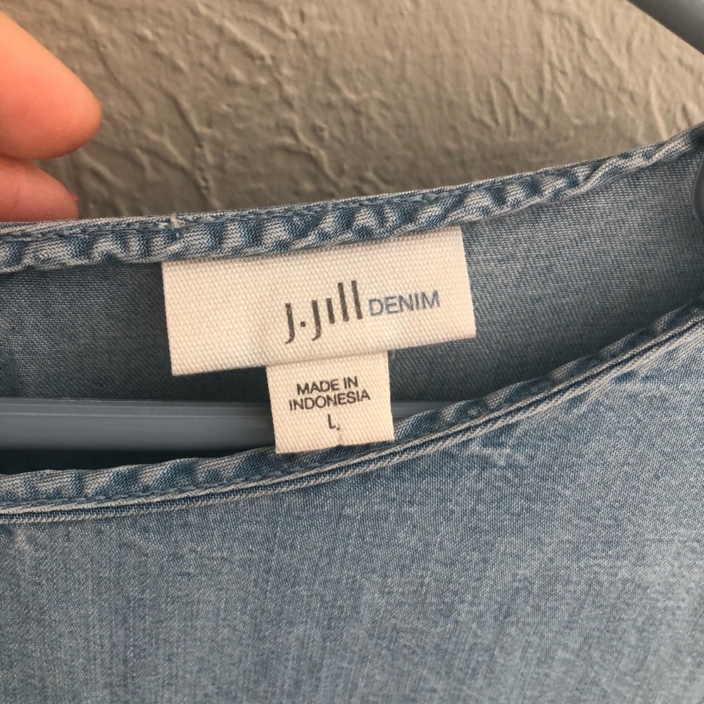 J.Jill light denim blouse with ruffled sleeves lg. - Picture 3 of 6